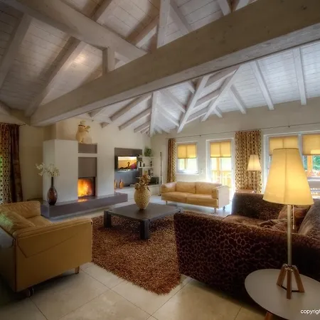 Residenz An Der Burg By *