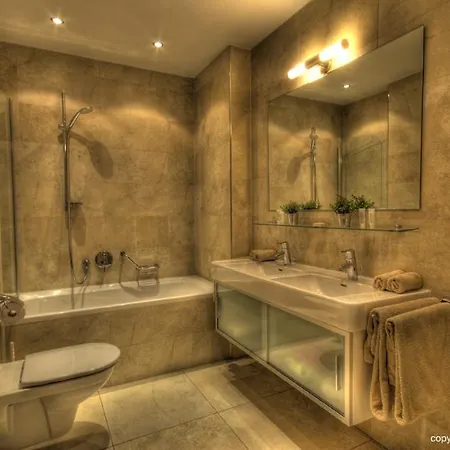 Апартаменты Residenz An Der Burg By